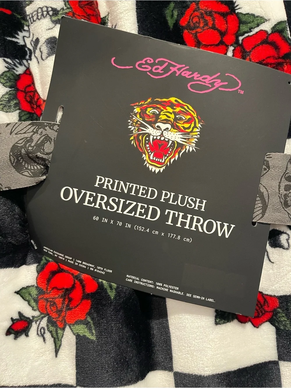 Ed Hardy Black, White & Red Rose Skull Printed Plush Oversized Throw 60”x70”